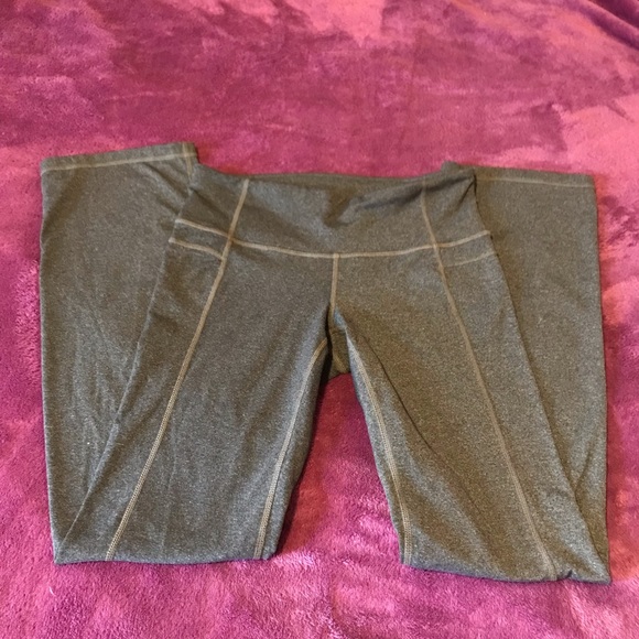 Athleta Women’s workout leggings pants - Picture 6 of 7